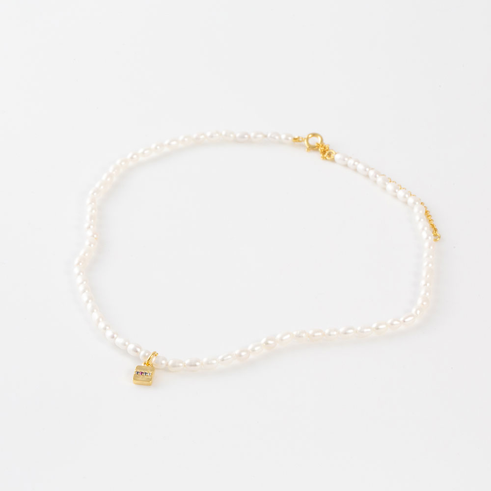 THE-SUNNY-PEARLS-NECKLACE-GOLD-3